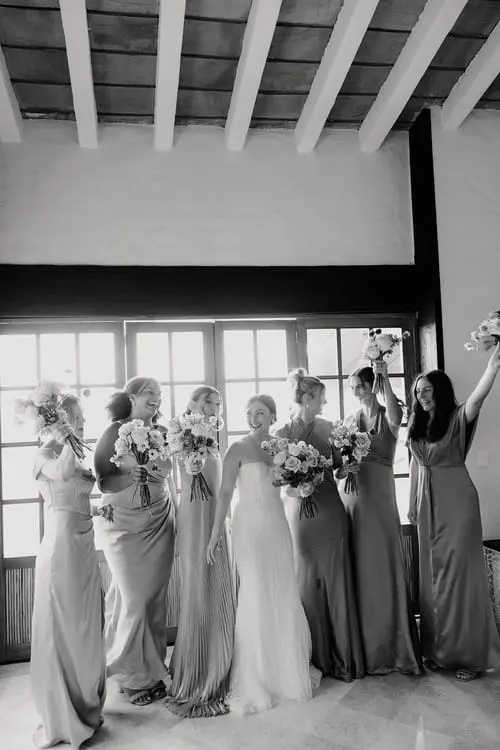 Bridal party in Puerto Vallarta by Evgenia Kostiaeva